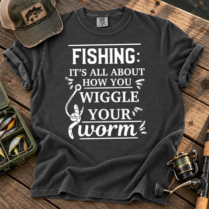 Wiggle Your Worm Fishing T-Shirt in Pepper