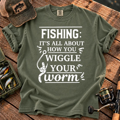 Wiggle Your Worm Fishing T-Shirt in Moss