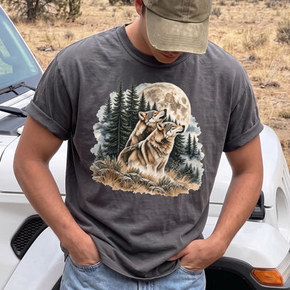 Wolves Howling at the Moon T-Shirt Men model in Pepper