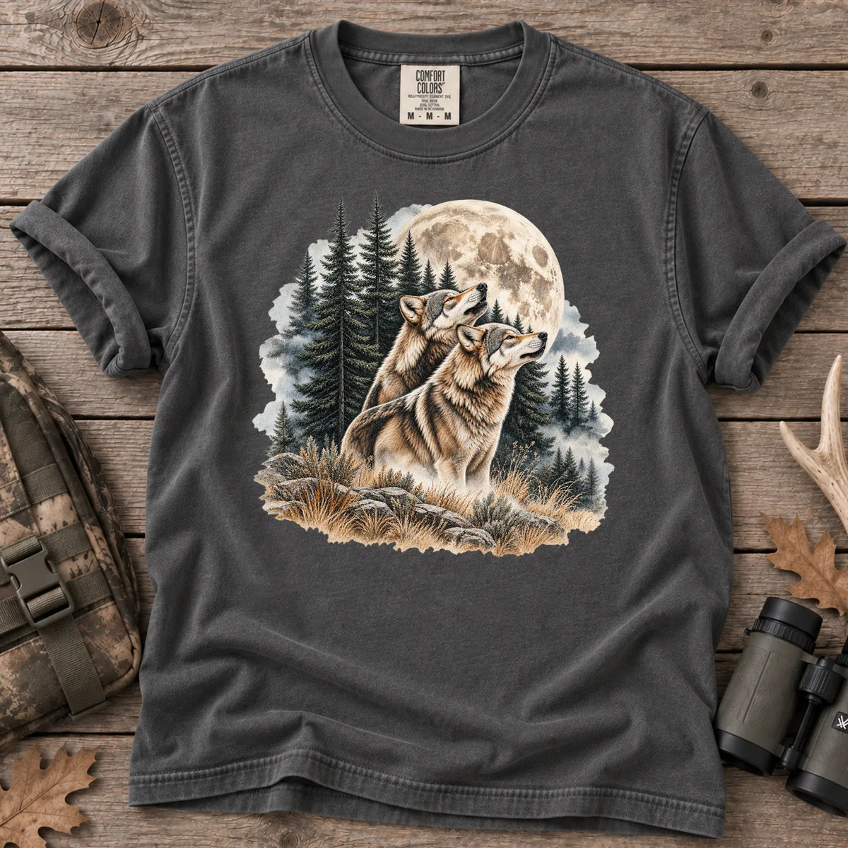 Wolves Howling at the Moon T-Shirt in Pepper