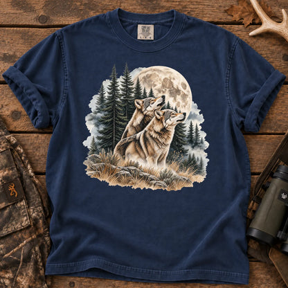 Wolves Howling at the Moon T-Shirt in True Navy