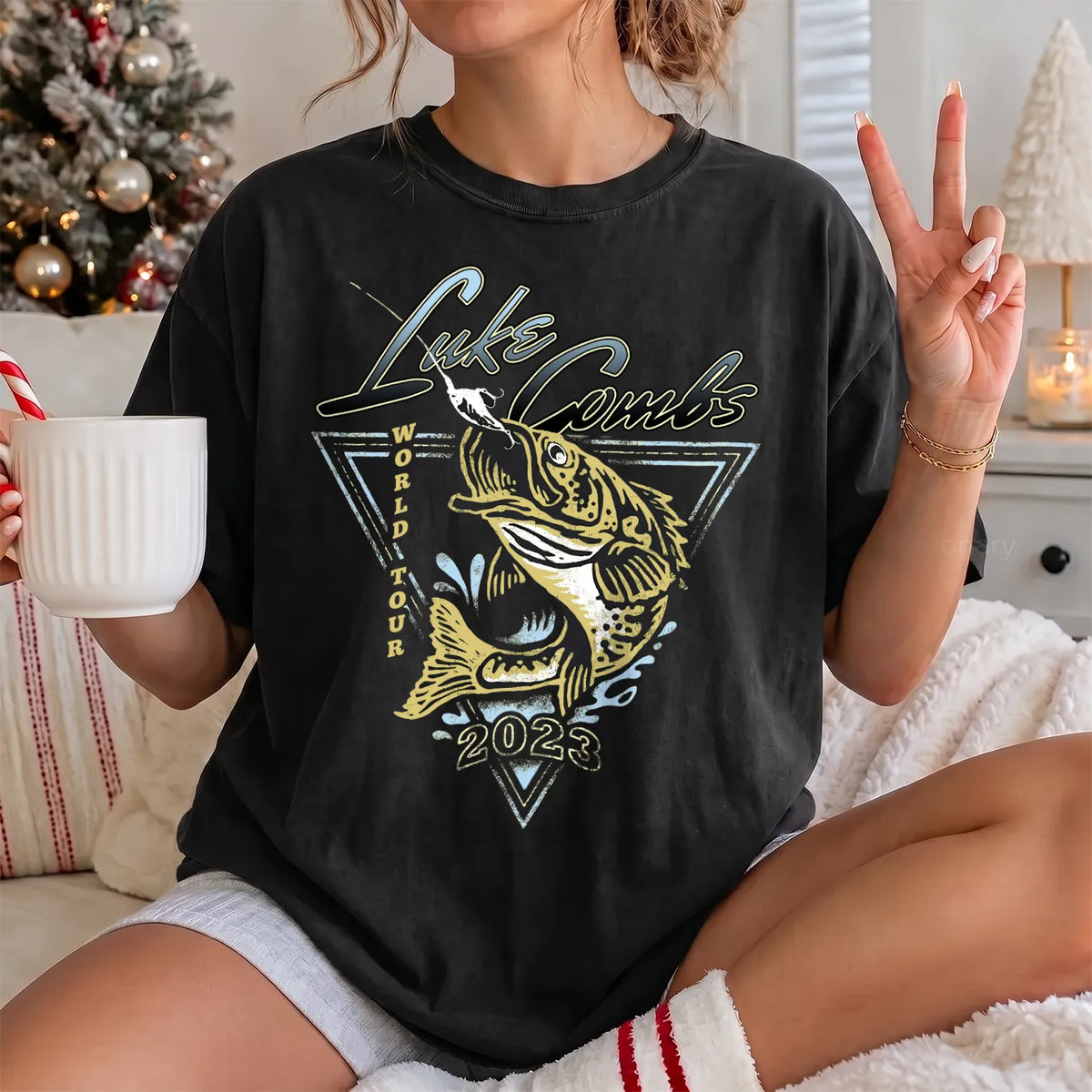 World Tour Bass Fishing T-Shirt Women model in Black